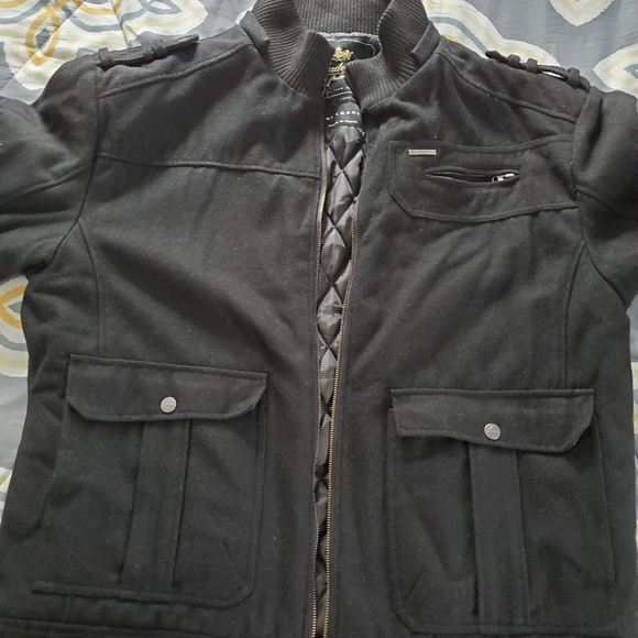 Men's Coat - Picture 5 of 7